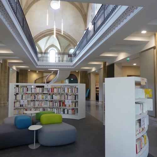 Médiathèque Les Carmes 2