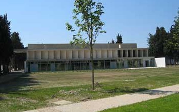 Salle des fêtes de Montfavet