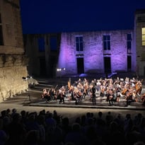Youth Orchestra of Bucks County au Château de La Tour d'Aigues