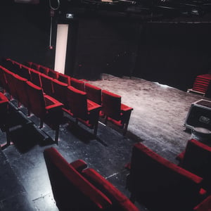 Image theatre scene & sieges