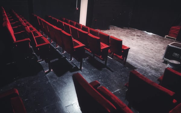 Image theatre scene & sieges