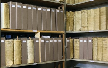 Coulisses des Archives : visite d'un magasin de conservation