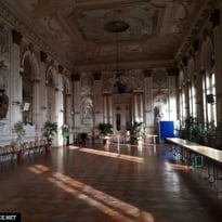 Visite libre de l'Hôtel de Ville (péristyle bas et haut, Salle des Fêtes, Salle du Conseil)