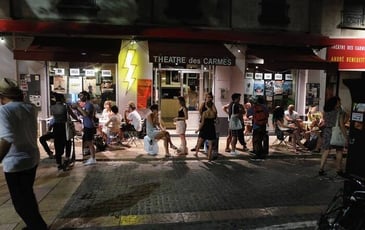 Parcours à travers le temps et l'espace