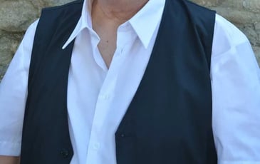 « Racontottes des cabanons » : contes de Jean-Louis Sauzade – alias Gustin Latrou, conteur du TRAC