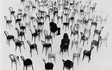 Les Chaises