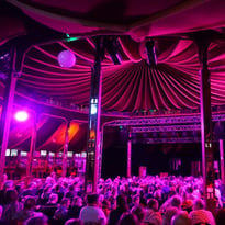 Le Cabaret