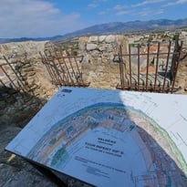 Découverte de la Chapelle des Pénitents Blancs et de la Tour Ripert