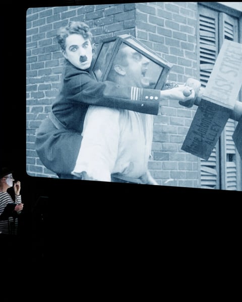 Octave & Bobine 1, ciné-concert de Charlie Chaplin